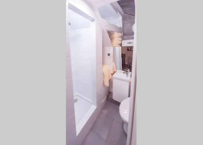 Kameralne W Zacisznej Okolicy سوبوت