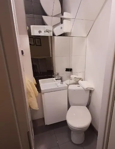 Appartamento Kameralne W Zacisznej Okolicy